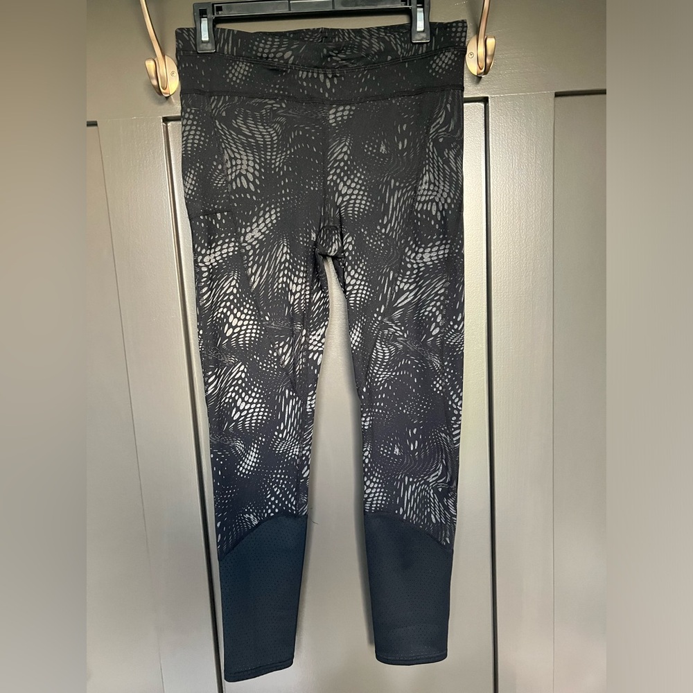 Shape Leggings